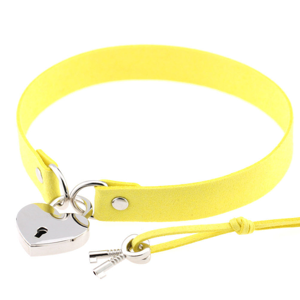 Love Heart Bondage Choker –  Neck Strap for Cosplay & Bedroom Play 酷坊